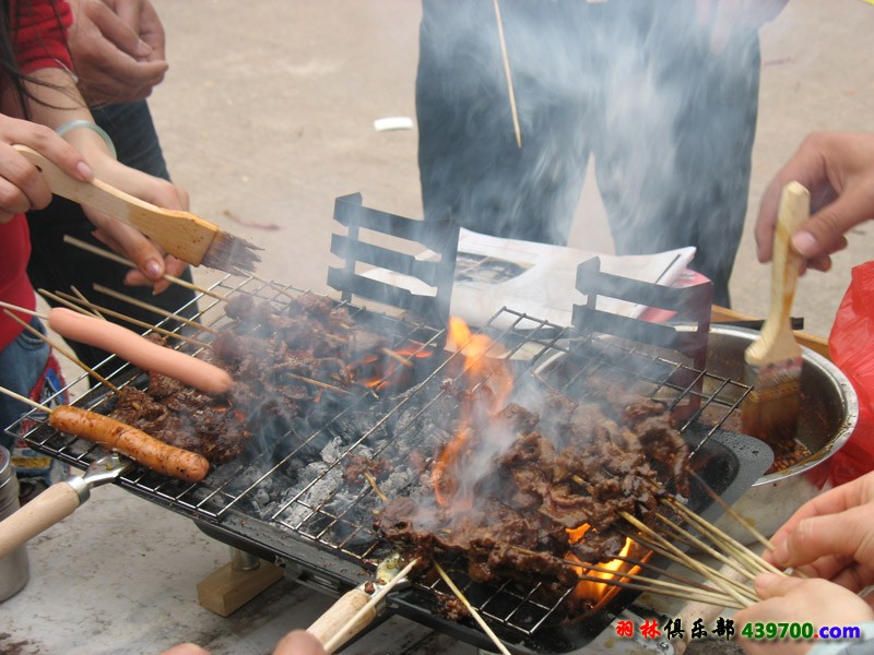 烘烘