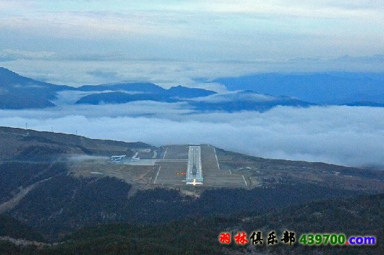 九寨沟机场.JPG